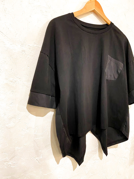 ★BLACK×WHITE(MODE)★ ミズタマノセカイ Tシャツ (バタフライ)　2色　  　